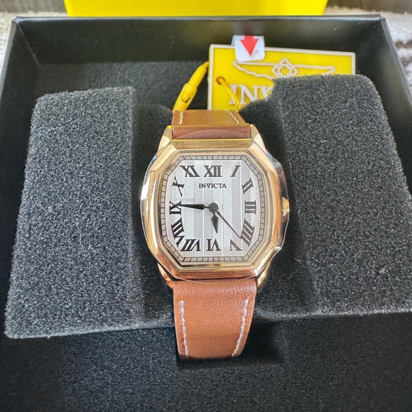 Invicta Wildflower Women’s Watch 27mm Brown Leather Strap - Picture 6 of 7